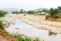 Khánh Vĩnh: Tăng cường quản lý cát, sỏi lòng sông