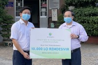 Công ty TNHH Đầu tư và Phát triển DB tặng 10.000 lọ thuốc Remdesivir cho Sở Y tế Khánh Hòa